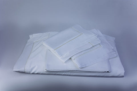 H-Detail White Binash Bedding King Set