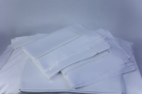 H-Detail White Binash Bedding King Set